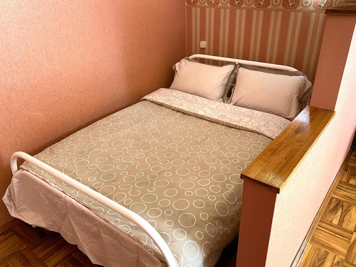 Історія Міста В Сучасності Завжди Зі Світлом Dnipro Ngoại thất bức ảnh